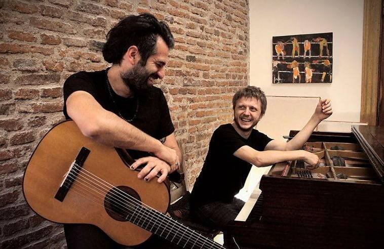 Esquel: brindan un taller de acompañamiento en música popular para pianistas y guitarristas