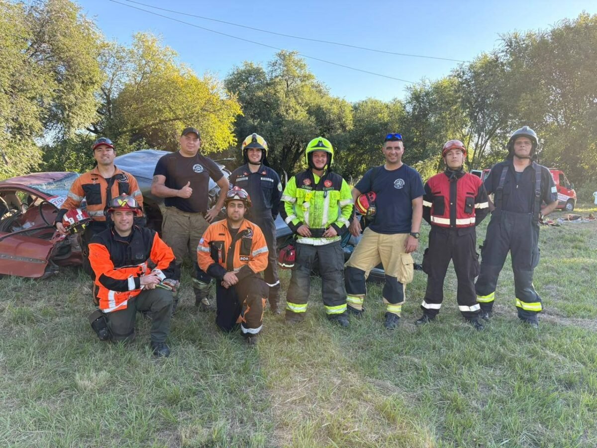 Bomberos de Trevelin se profesionalizan en Córdoba: Rescate vehicular al siguiente nivel