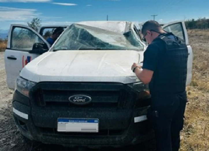 Viajaba desde Corcovado y volcó en Ruta N°17 al perder el control en una curva